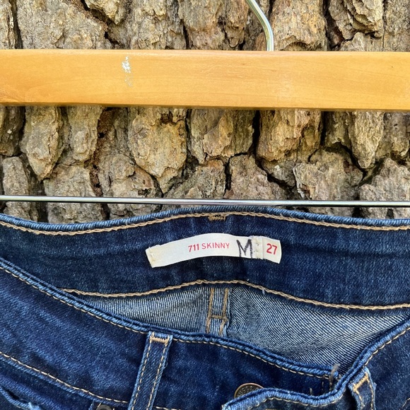 ⭐️Levi 711 Skinny Jeans in size 27 - Picture 4 of 4